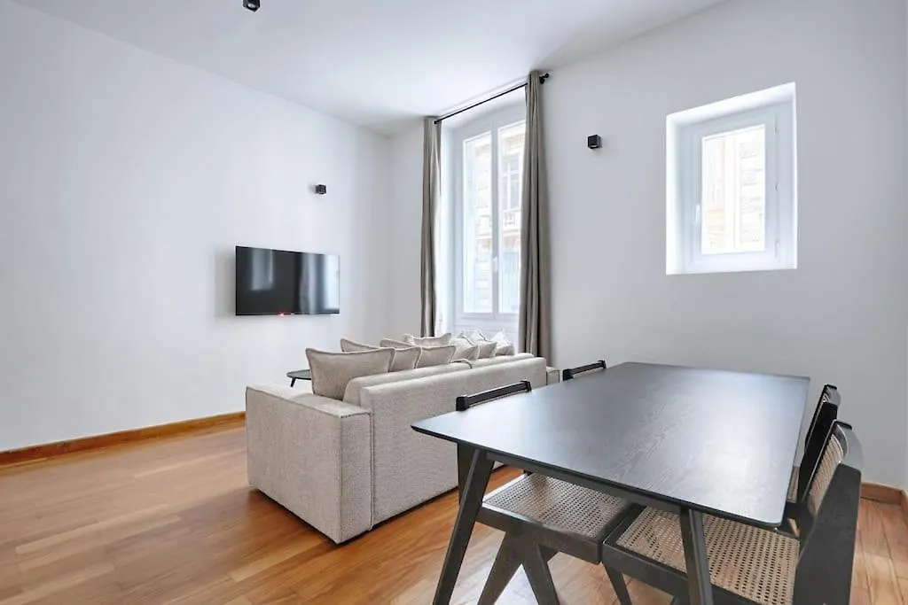 Concorde Saint Honore Apartment 1Br 4P Paris