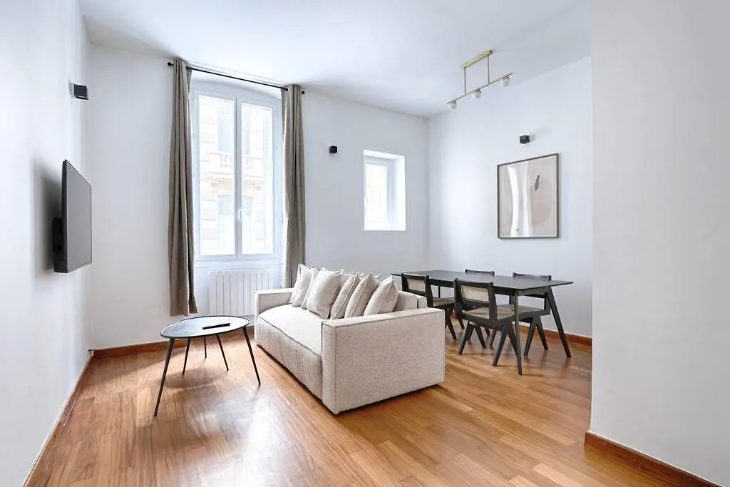 Concorde Saint Honore Apartment 1Br 4P Paris
